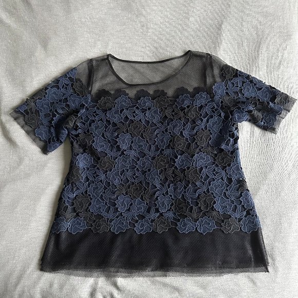White House Black Market Tops - LIKE NEW White House Black Market Black and Navy Floral Sheer Top